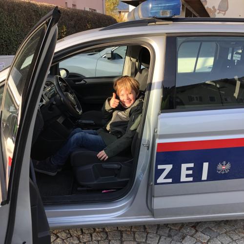 Polizei 3