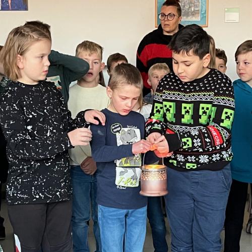 ADVENTKRANZWEIHE - VS Kematen