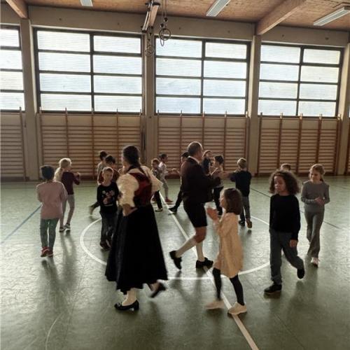 Trachtenverein Völs - Schuhplatteln